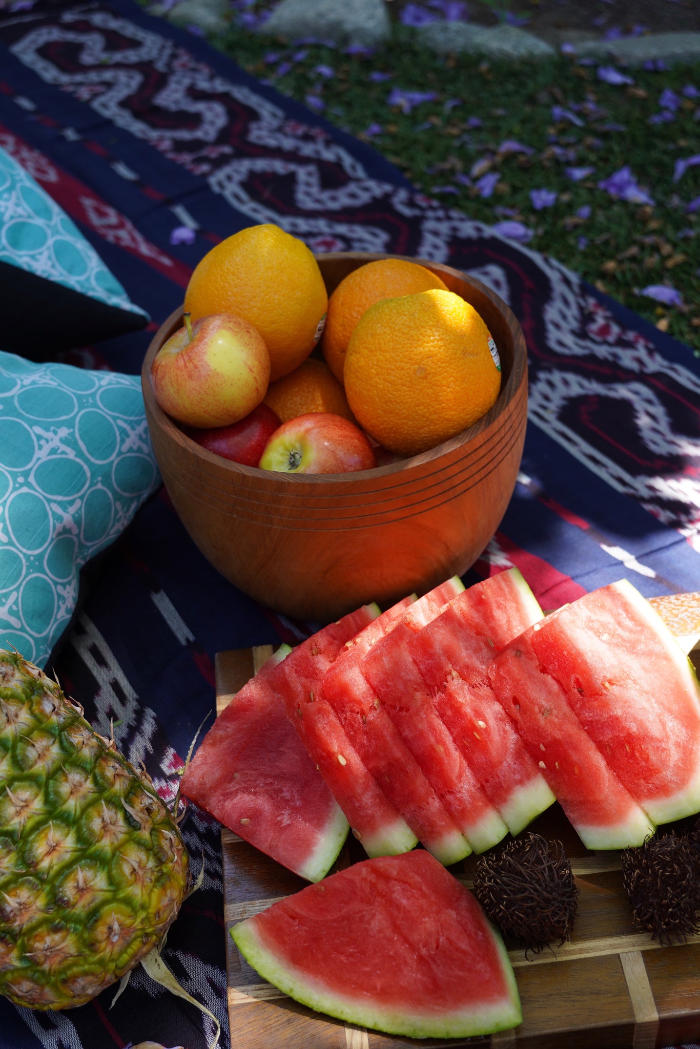 Wood Pineapple Cutting and Cheese Board